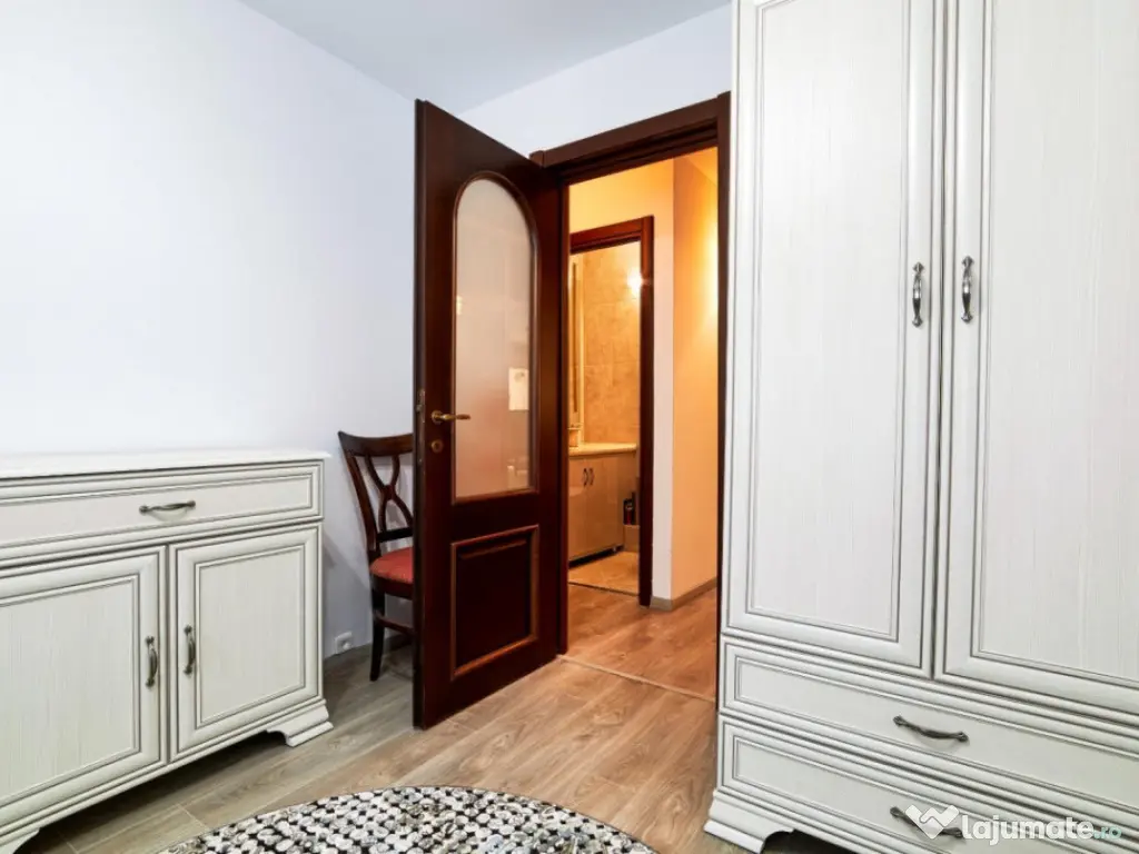 Apartament 3 camere decomandate, 71,60mp, situat in zona Dac 