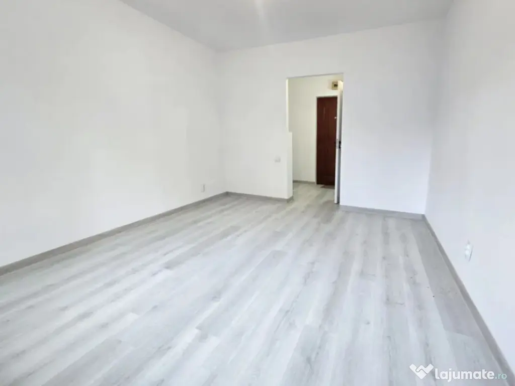 Garsoniera semidecomandata - zona Noua 