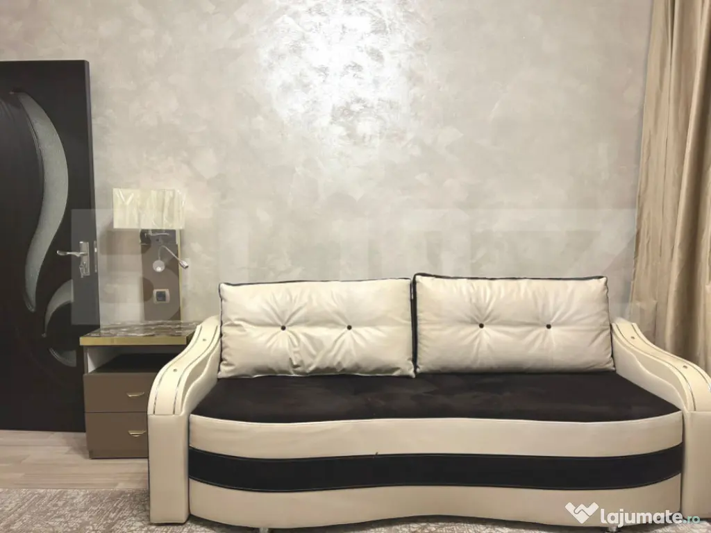 Garsonieră modernă, complet mobilată și utilată – 21 