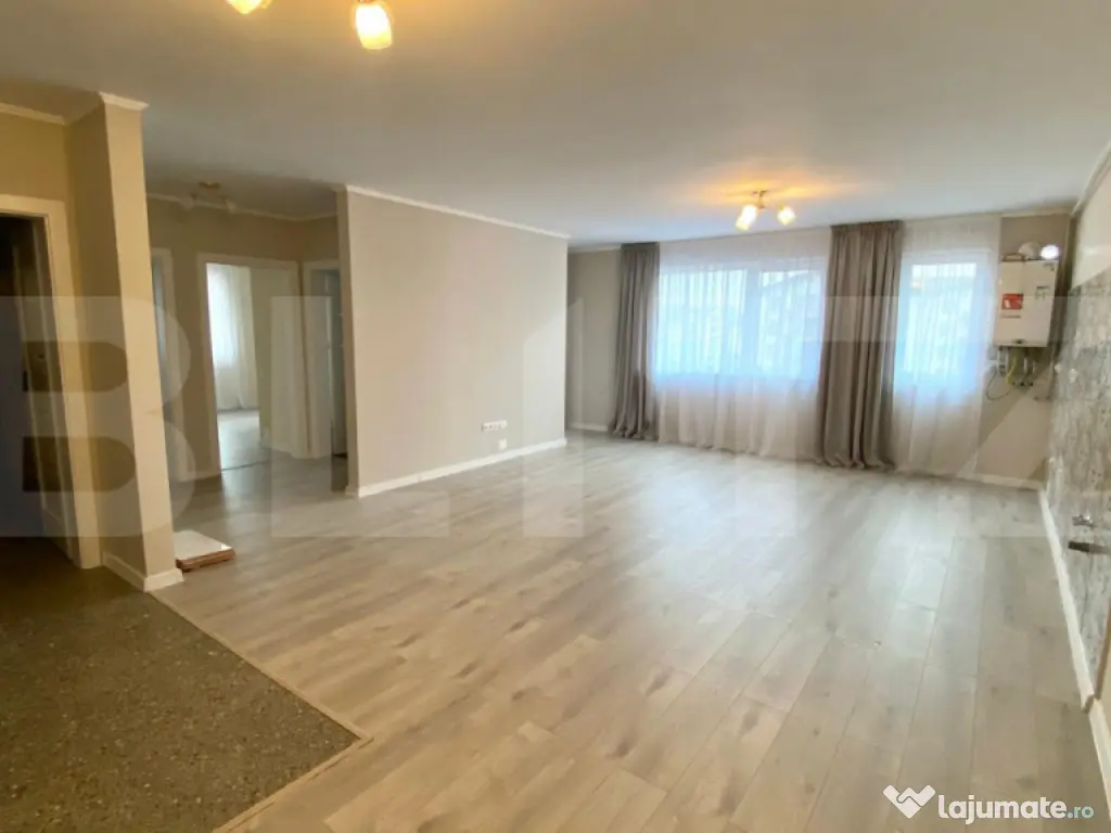 Apartament cu 3 camere, 72 mp, incalzire in pardoseala, parc 