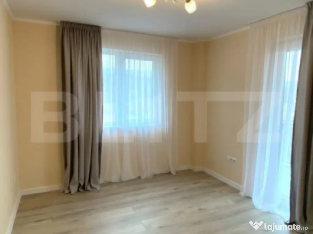 Apartament cu 3 camere, 72 mp, incalzire in pardoseala, parc 