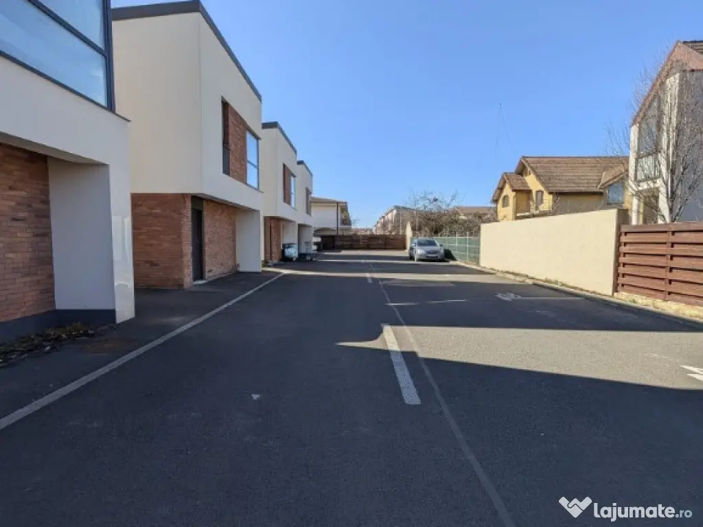 Casă nouă 3 dormitoare, panouri fotovoltaice, garaj - Dumitru Mocanu 