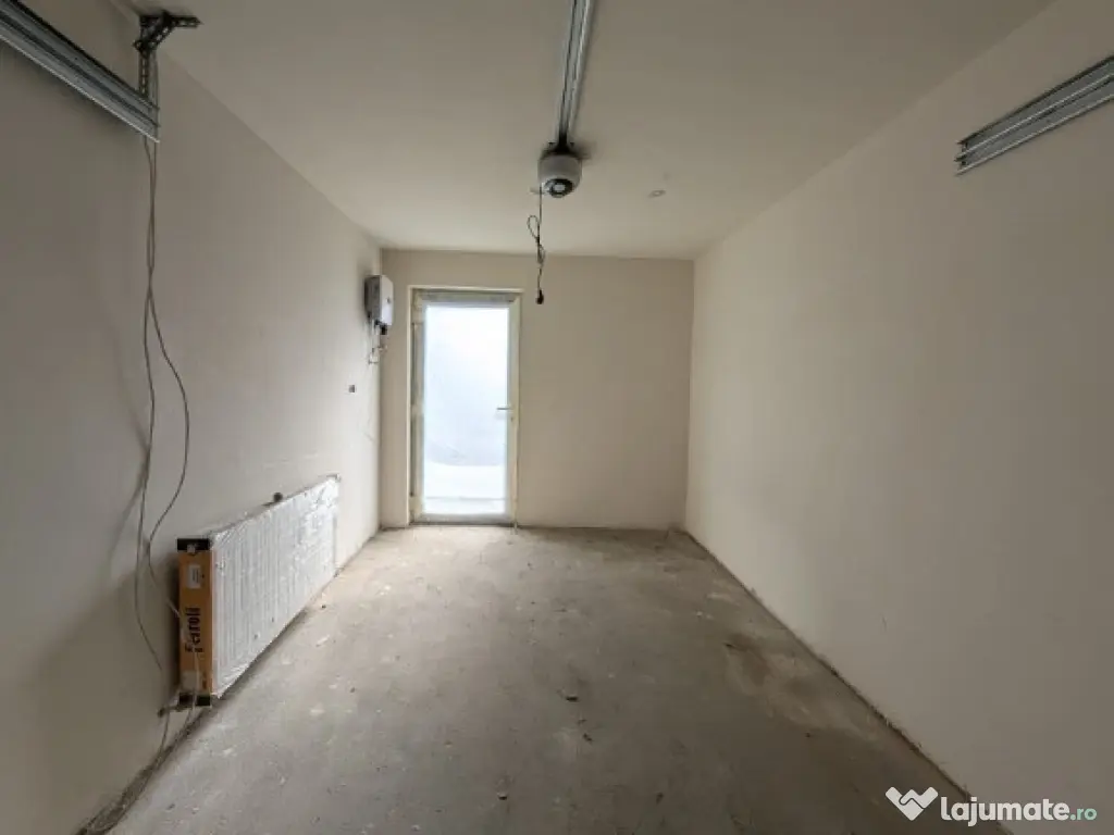 Casă nouă 3 dormitoare, panouri fotovoltaice, garaj - Dumitru Mocanu 