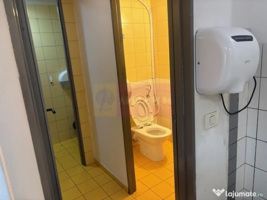 Spatiu birouri Universitate. 