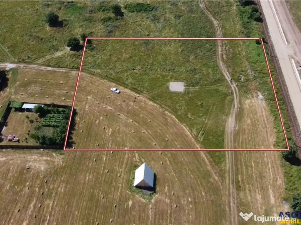 Teren intravilan pretabil:constructie blocuri vile investiti 