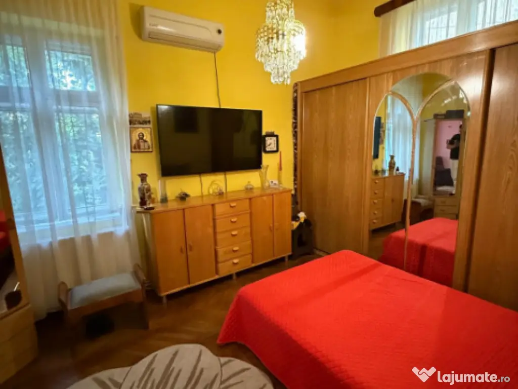 Casa zona centrala, teren 800 mp 