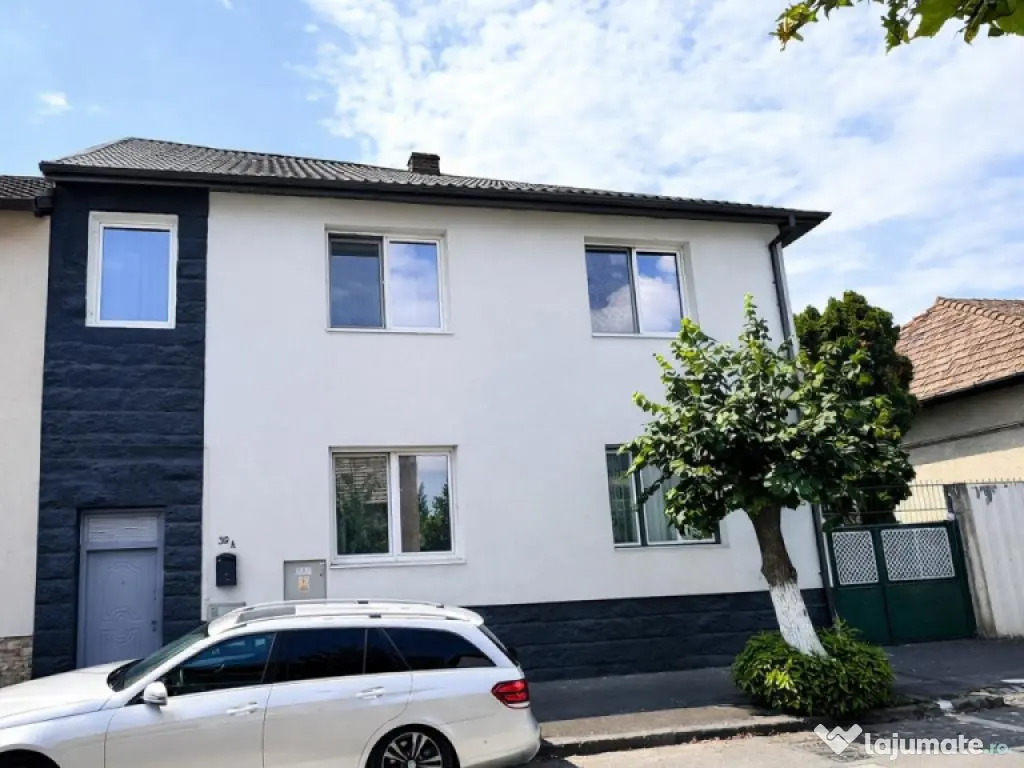 Casa in apreciabil potential,cu terase, curte,gradina echipa 