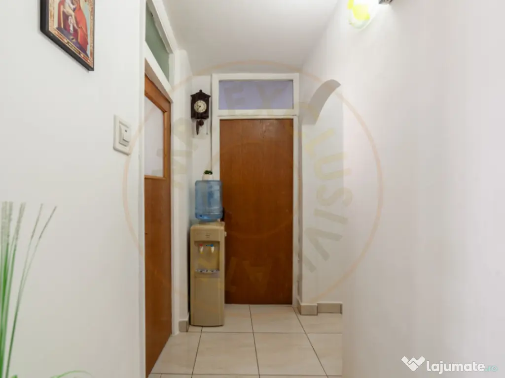 Apartament 3 camere, etaj 3/4, Gavana 