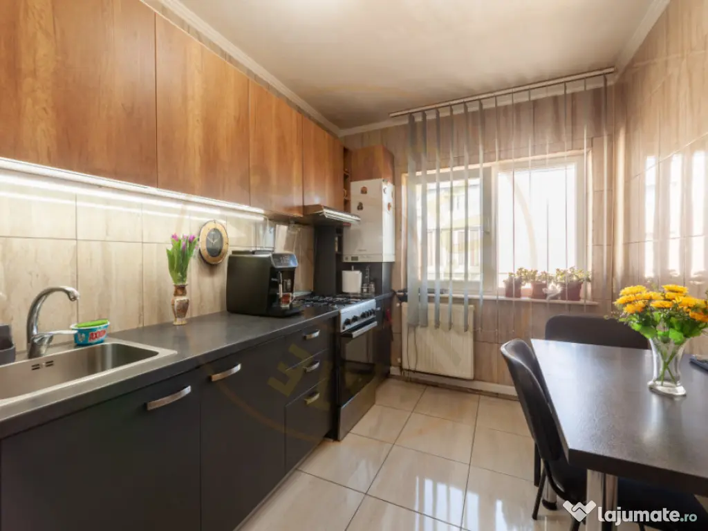 Apartament 3 camere, etaj 3/4, Gavana 