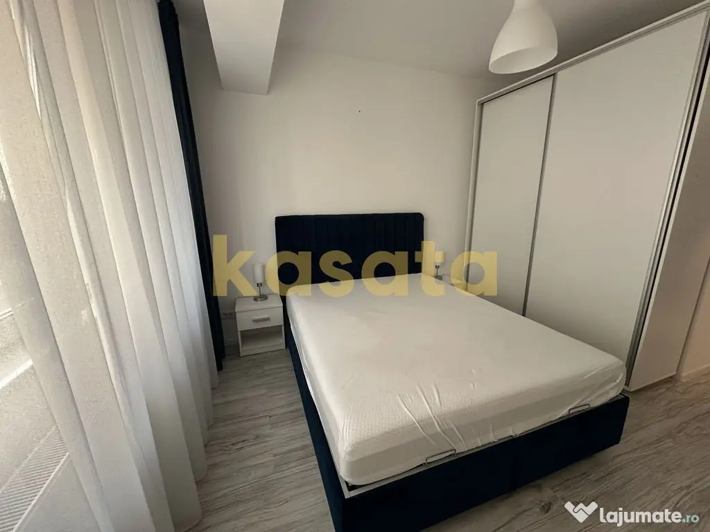 2 Camere ???? | Loc de parcare disponibil | Decomandat | ... 