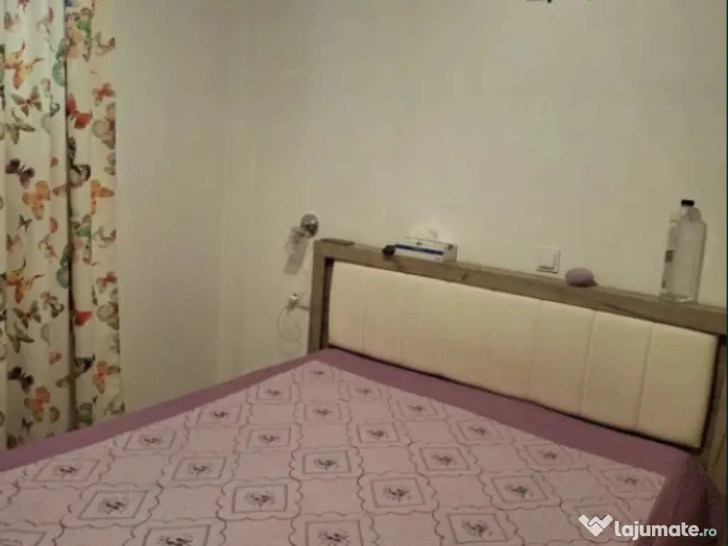 Apartament 2 camere, decomandat - zona Ghimbav