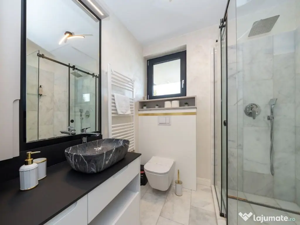 Penthouse superb, 3 camere+parcare subterana ,203 mp-Coresi 