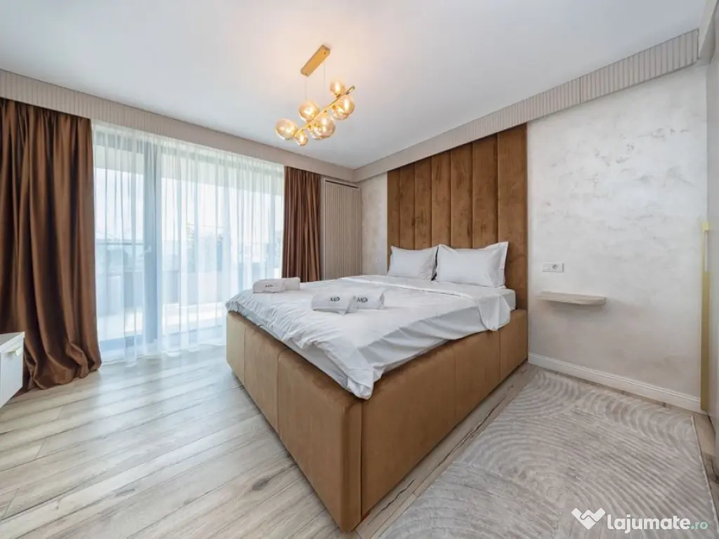 Penthouse superb, 3 camere+parcare subterana ,203 mp-Coresi 