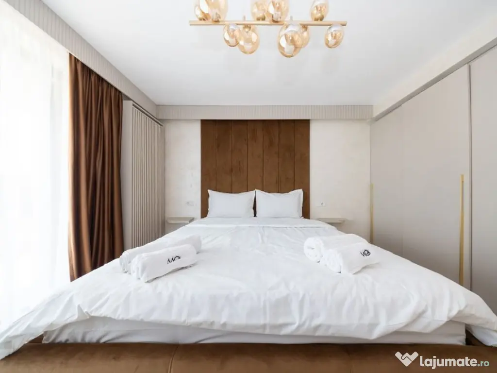 Penthouse superb, 3 camere+parcare subterana ,203 mp-Coresi 