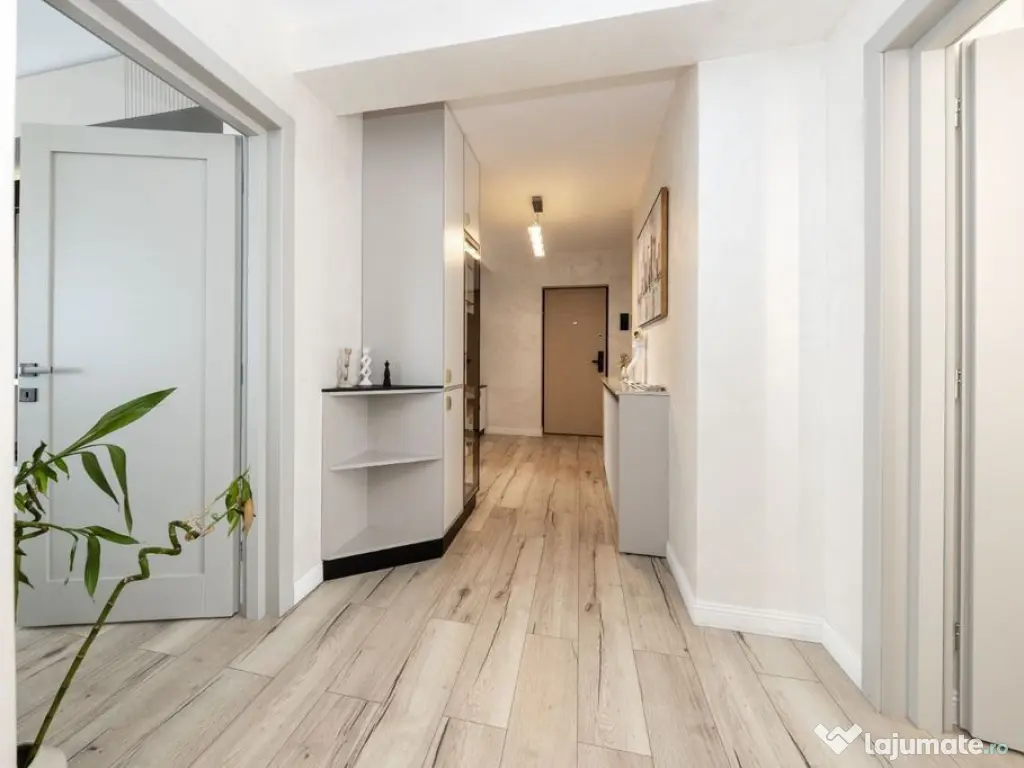 Penthouse superb, 3 camere+parcare subterana ,203 mp-Coresi 