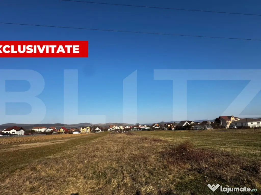 Teren intravilan cu suprafața utilă de 1666 mp, zona Mices 