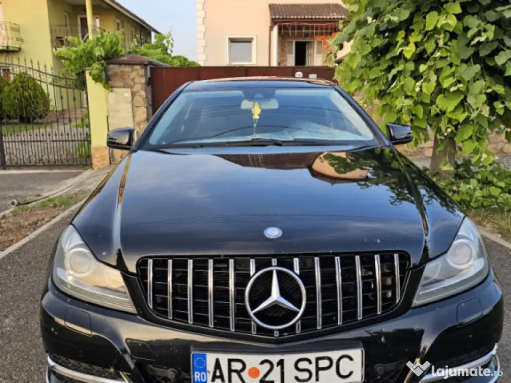 Mercedes W 204 coupe