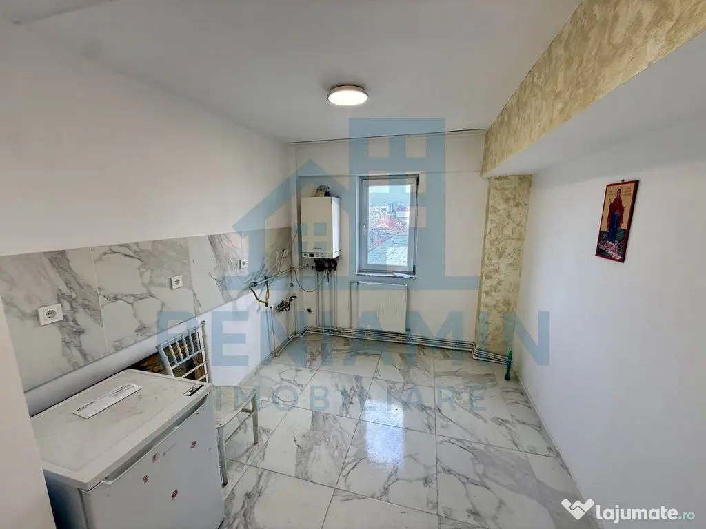 2 decomandate - etaj 3 - 43mp - centrala termica - Brestei 