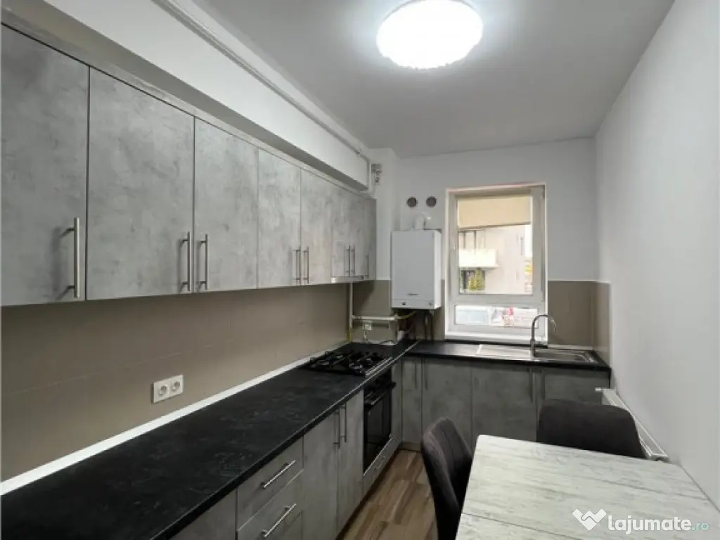 Apartament cu doua camere, Coresi Tractorul, Brasov 