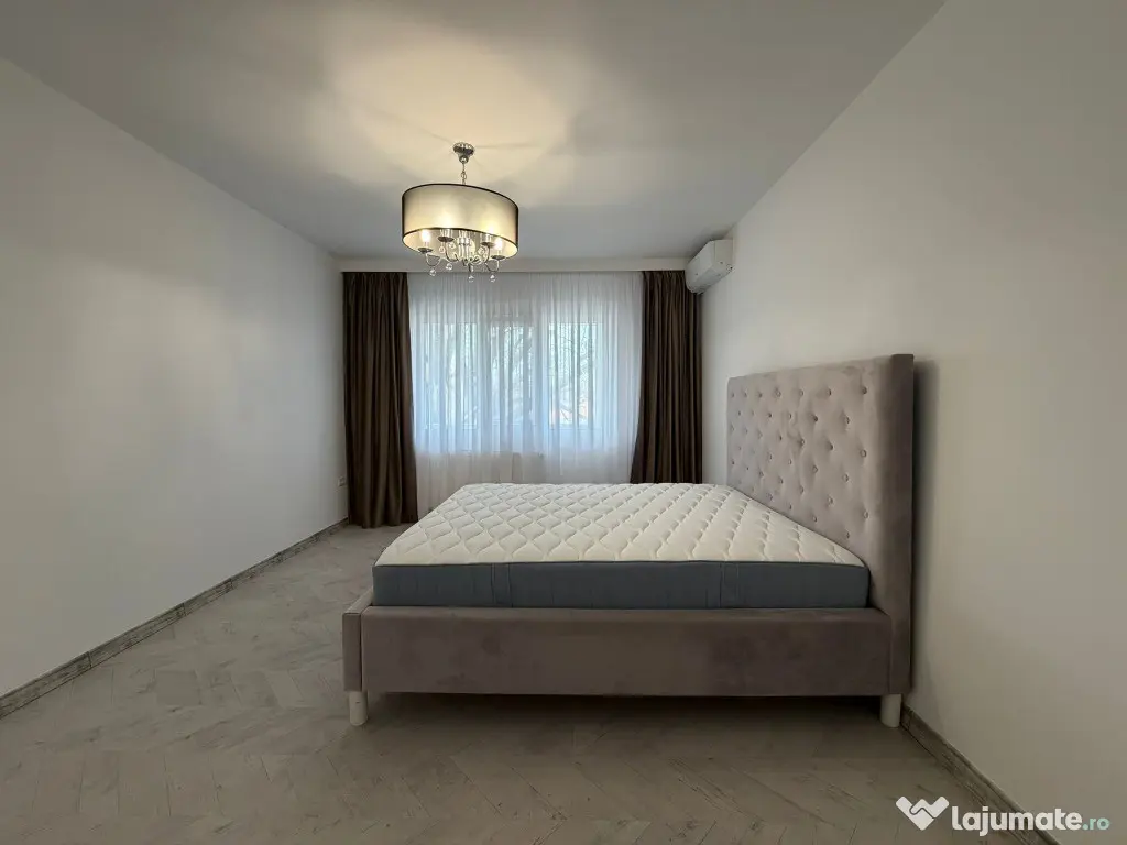 Bd.Aviatorilor 3 camere DECOMANDAT etaj 3/3 proprietar, renovat recent 