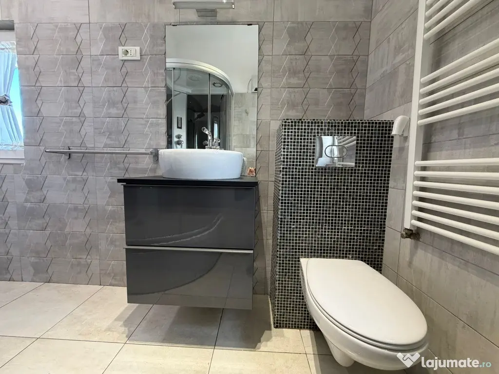 Bd.Aviatorilor 3 camere DECOMANDAT etaj 3/3 proprietar, renovat recent 