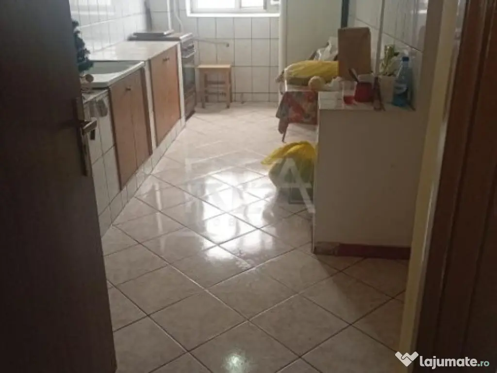 2 camere, 8/8, 56 mp, bloc 1984-Crangasi 