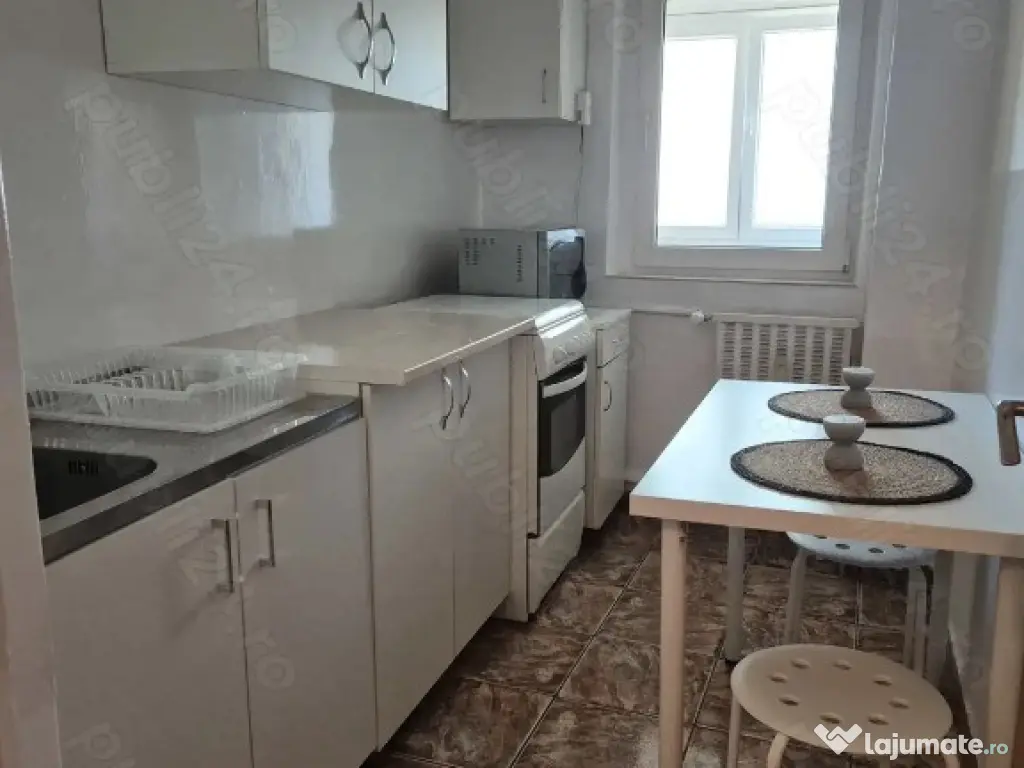 Calea mosilor pizza hut obor 