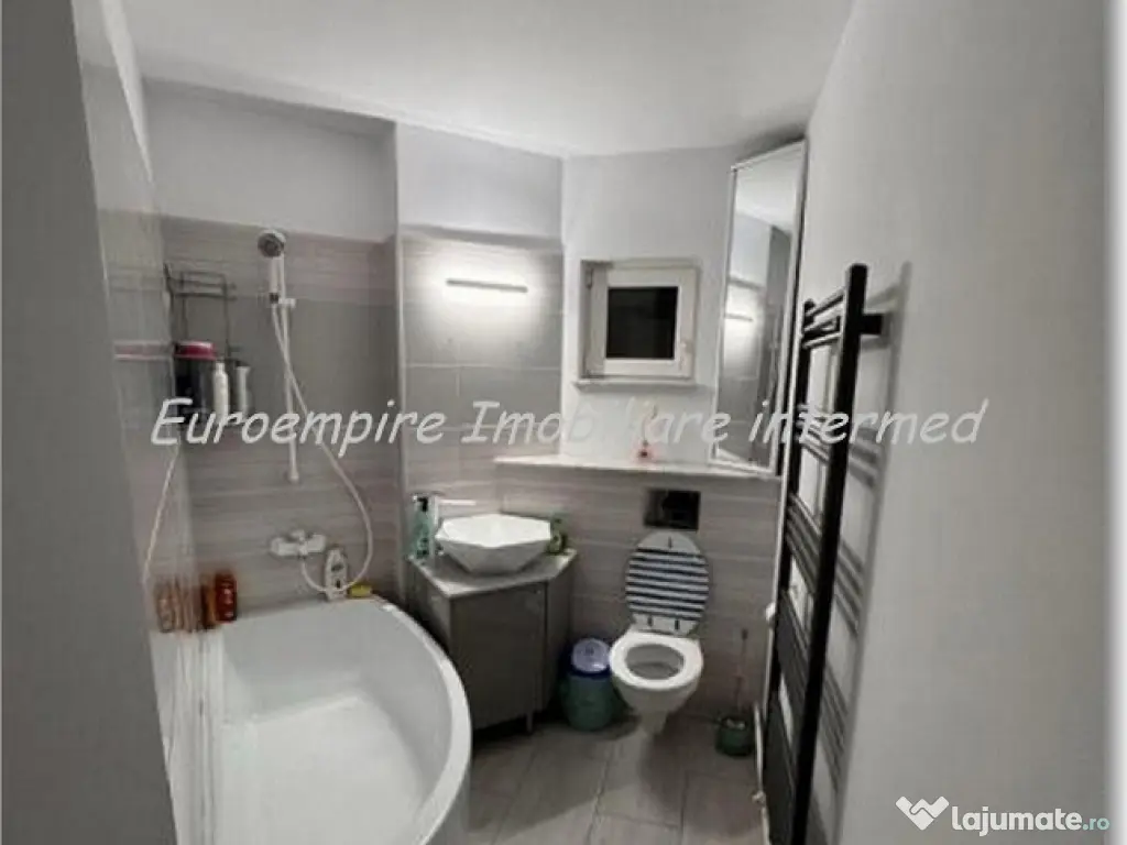 Apartament 2 camere decomandate zona Far 