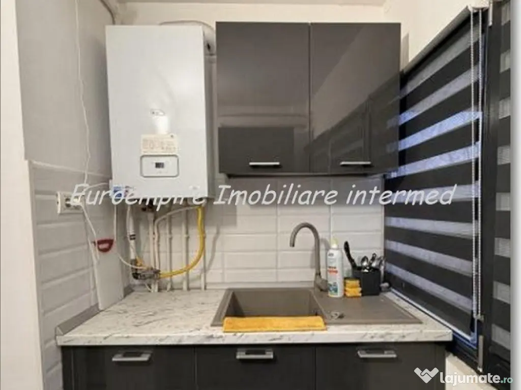 Apartament 2 camere decomandate zona Far 