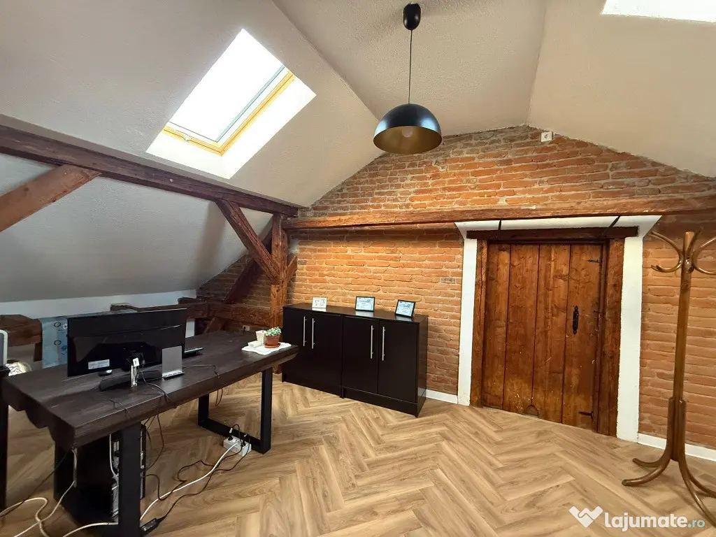 Spațiu birouri ultracentral + sală de conferințe 