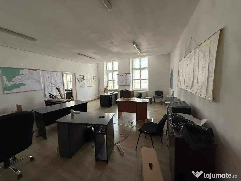 Spațiu birouri ultracentral + sală de conferințe 