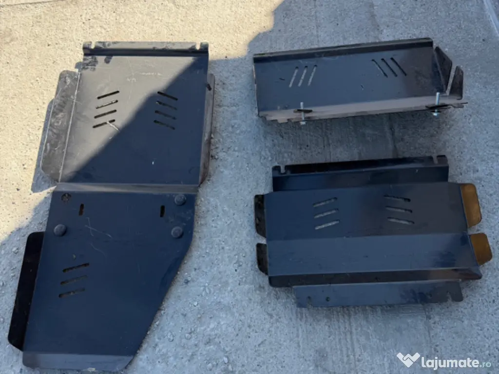 Scut metalic mitsubishi l200 2012 