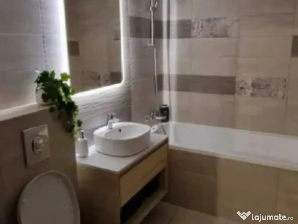 Apartament 2 camere, decomandat - zona Coresi 