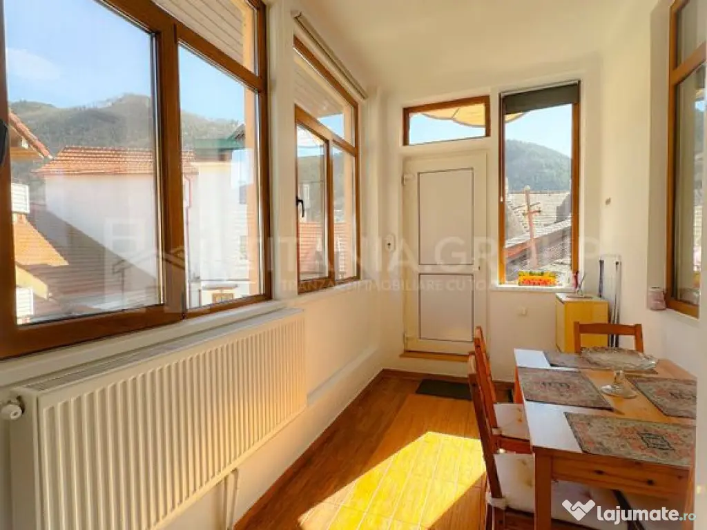 Studio de închiriat în Cartierul Șchei cu vedere spre ... 