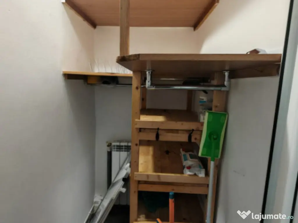 Apartament 3 camere, situat in zona Inel I 