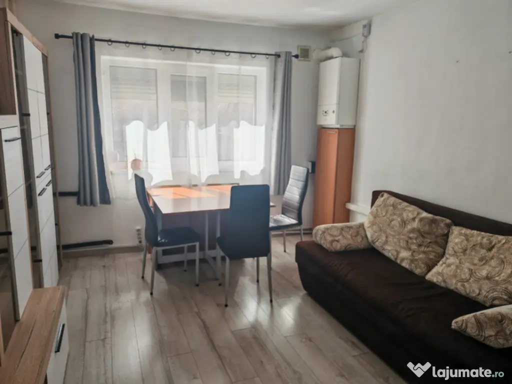 Apartament 3 camere, situat in zona Inel I 