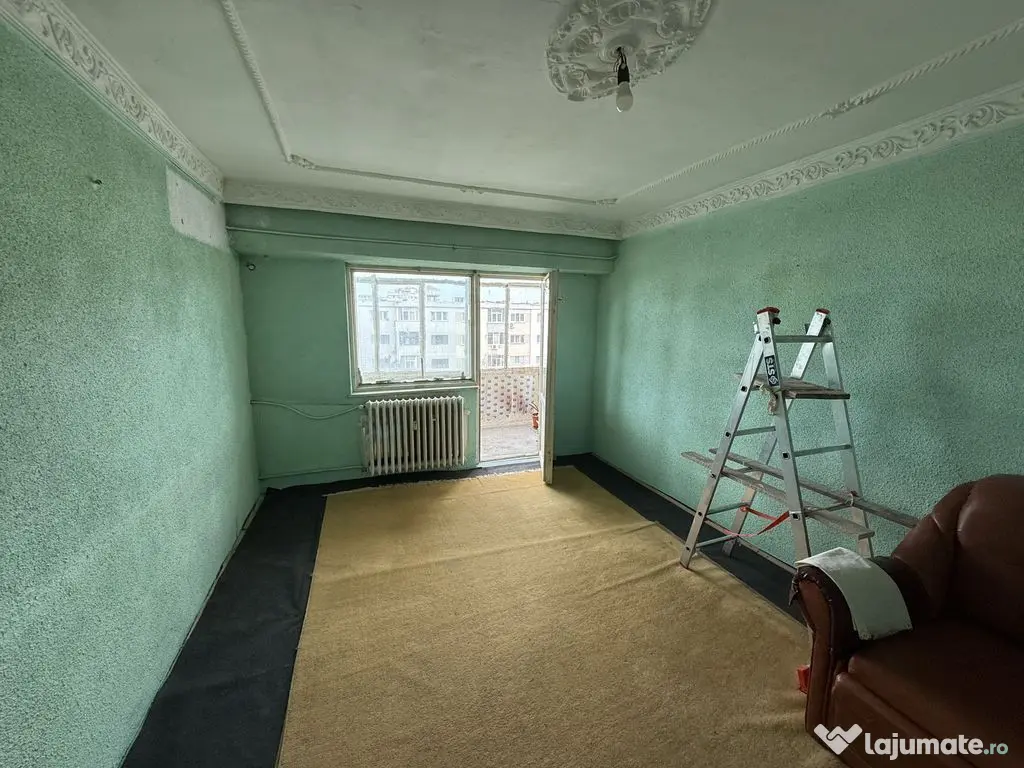 Apartament 3 camere zona Dacia 