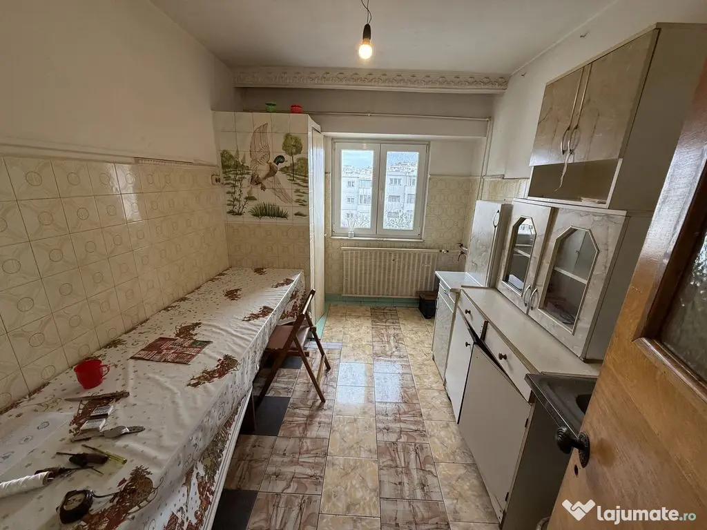 Apartament 3 camere zona Dacia 