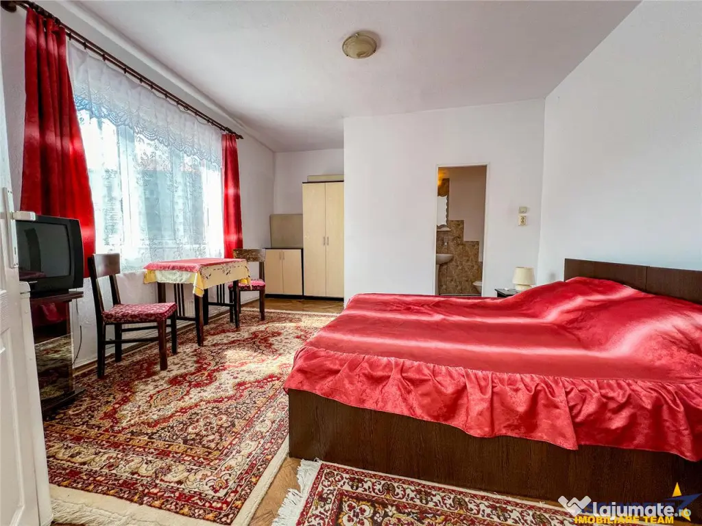 FILM! Edificiu:hotelier rezidential activitatii ospitalita 