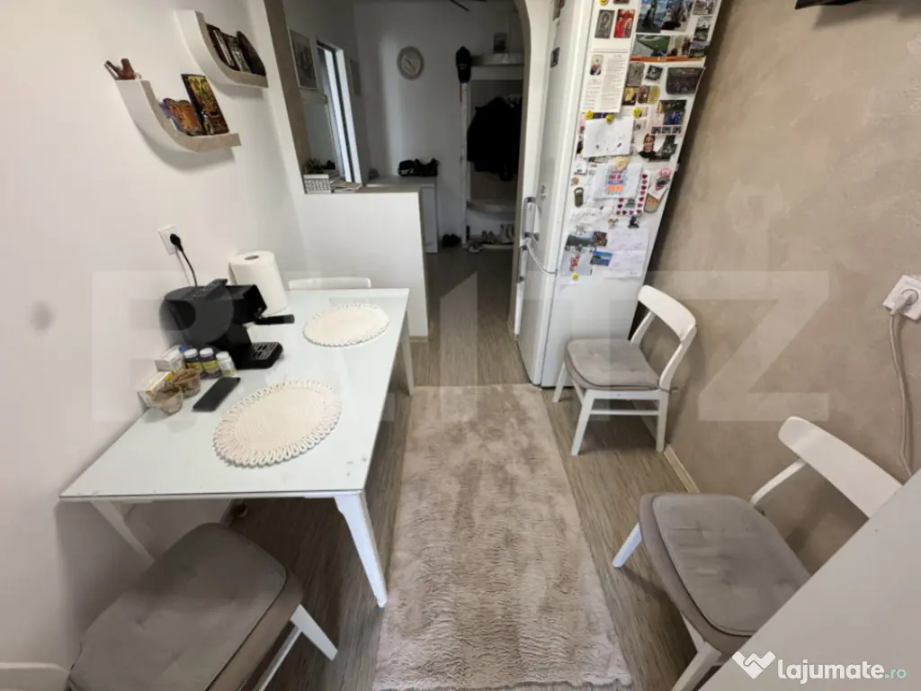 Apartament 2 camere decomandat, 46 mp, boxă, centrală, eta 