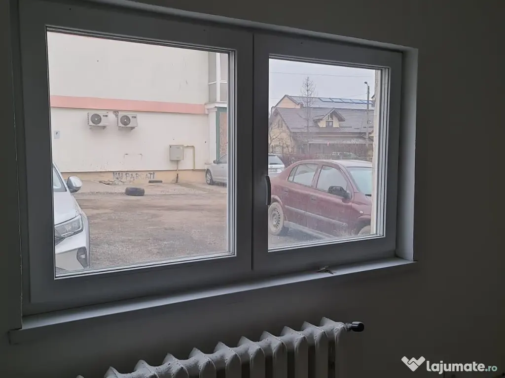 Închiriez Spațiu Comercial Piatra Neamț 