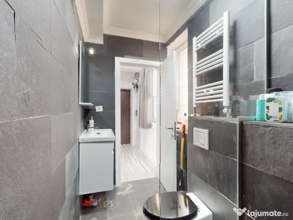 DOBROESTI - Ciresului | Vila tip Duplex - Curte + Parcari 