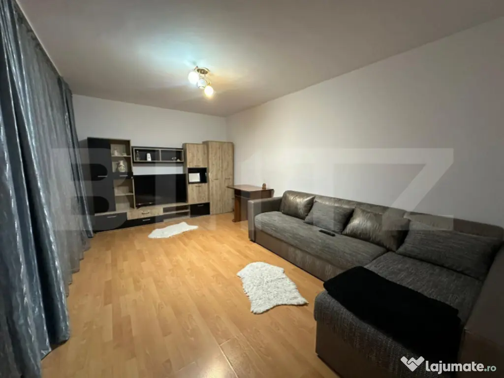 Apartament 2 camere, decomandat, zona 1 Mai- Confectii 