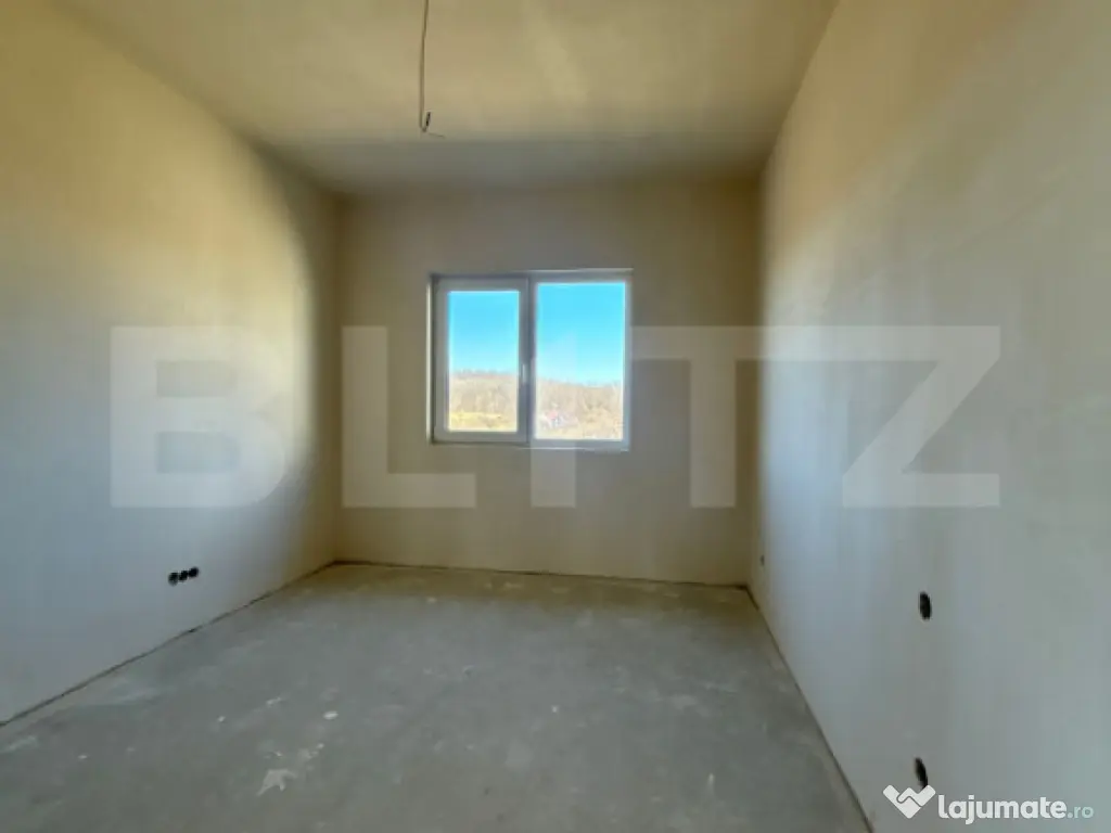 CASA CU 4 CAMERE CU PRIVELISTE PANORAMICA , ZONA LINISTITA 