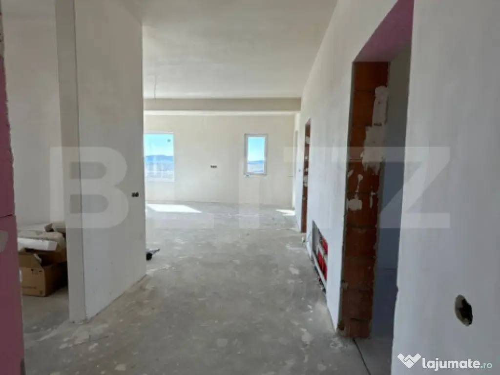 CASA CU 4 CAMERE CU PRIVELISTE PANORAMICA , ZONA LINISTITA 