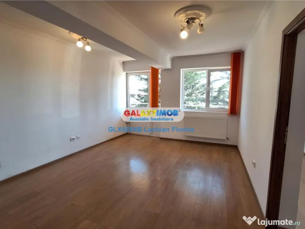 Apartament 3 camere 80 mp | Parcare - Curte | M. Aparatorii 