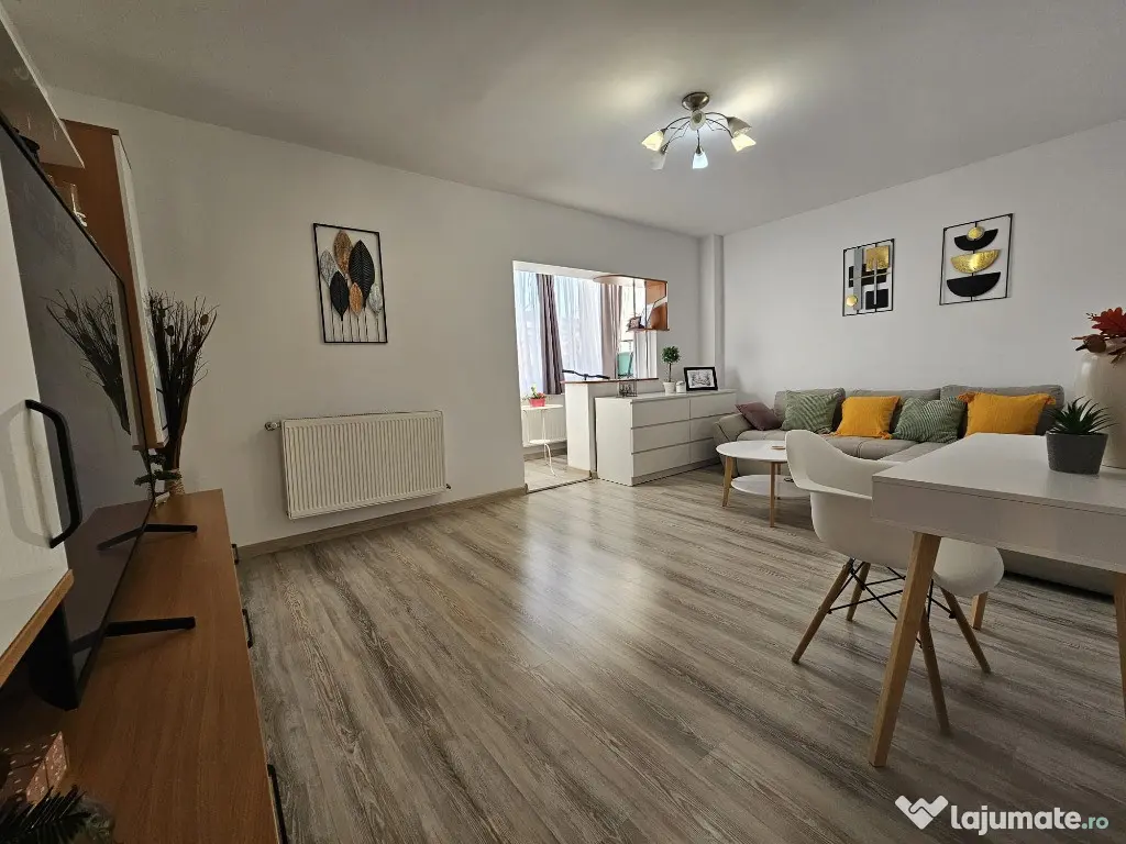 Apartament 3 camere,2 bai, 2 balcoane ,zona Neptun - Ion Creanga 