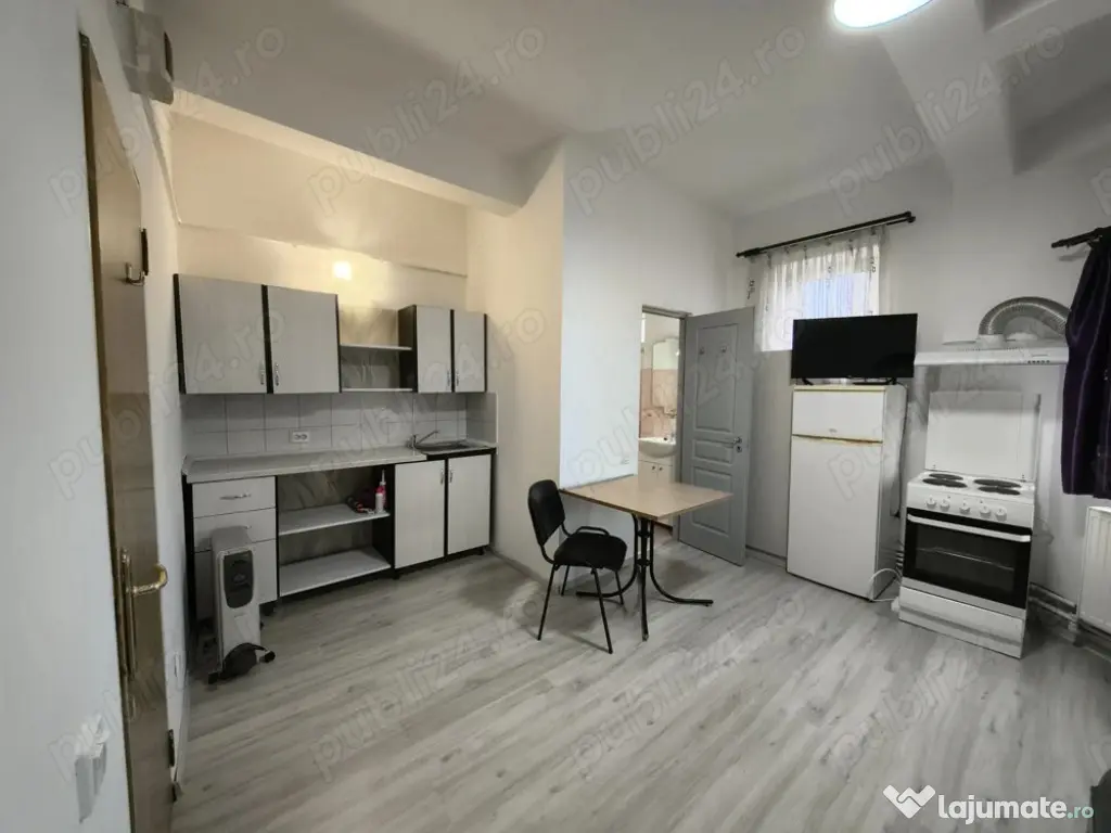 Aparatorii patriei etaj 1 la metrou 