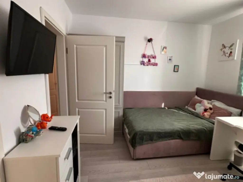 Apartament 3 camere ultrafinisat, 90 mp, zona Primo – Comp 