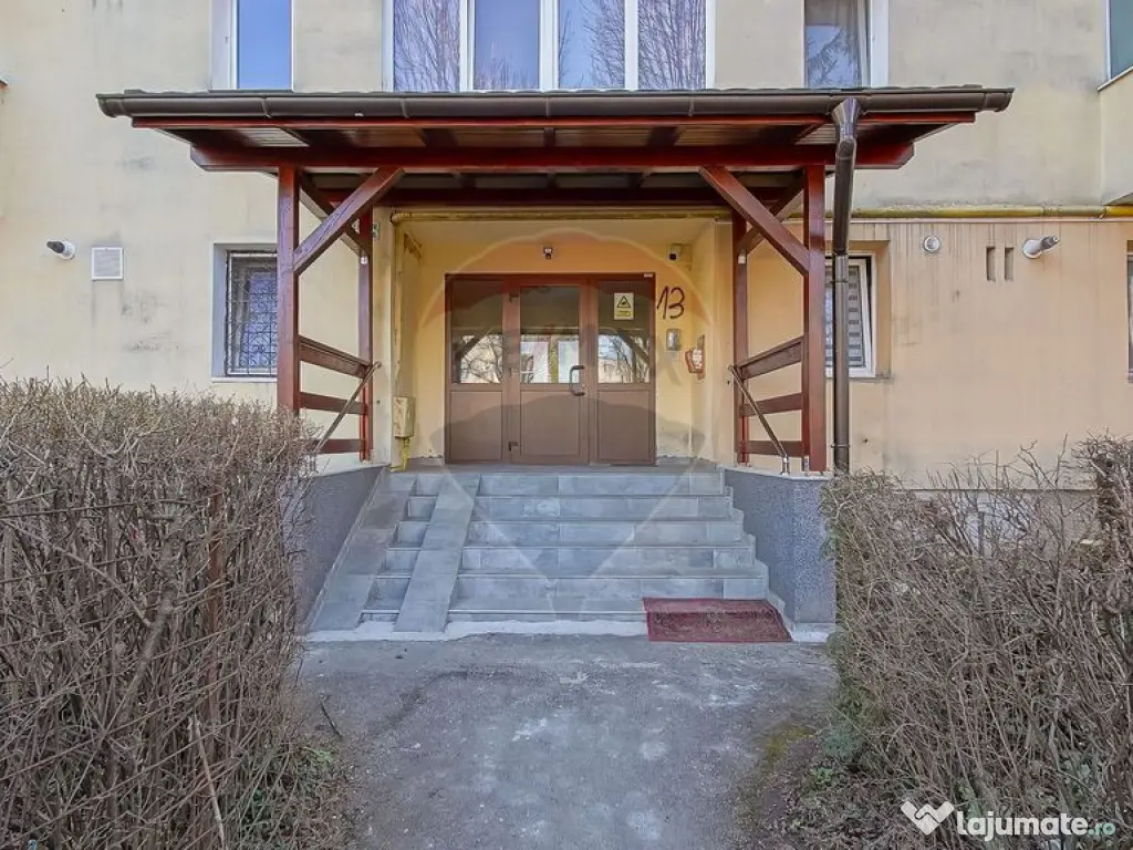 2 CAMERE | 49 MP | ET. 4/4 | ZONA ASTRA – PLANETE | STR... 